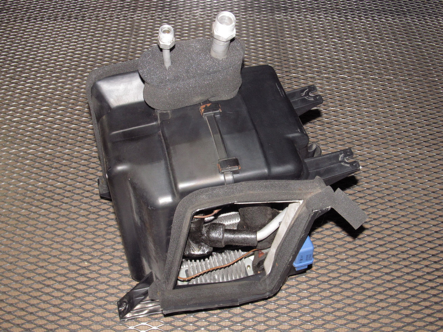 90-96 Nissan 300zx OEM A/C Evaporator Core & Box – Autopartone