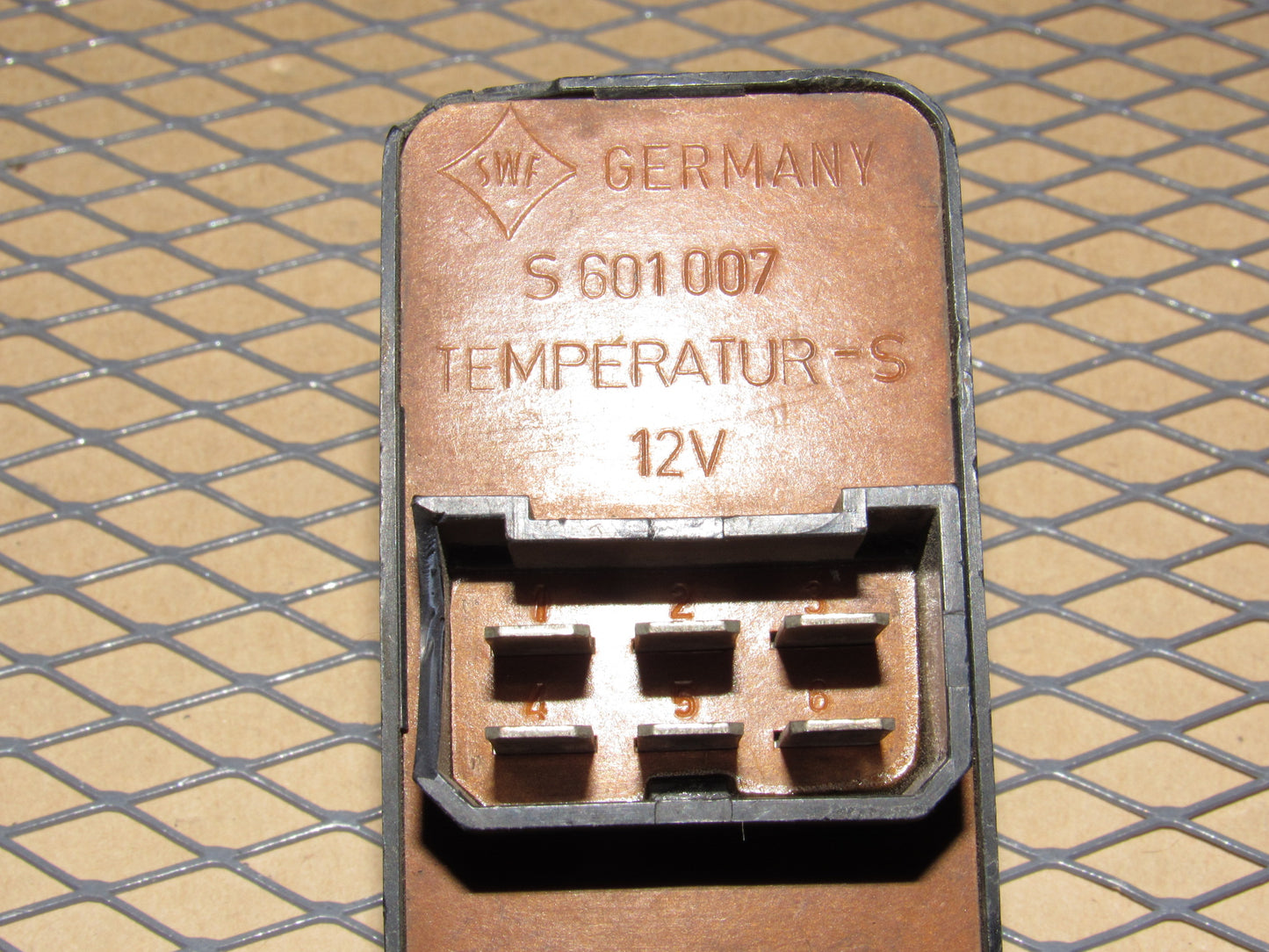 77-95 Mercedes Benz T1 Van OEM Climate Control Temperature Thermostat Switch
