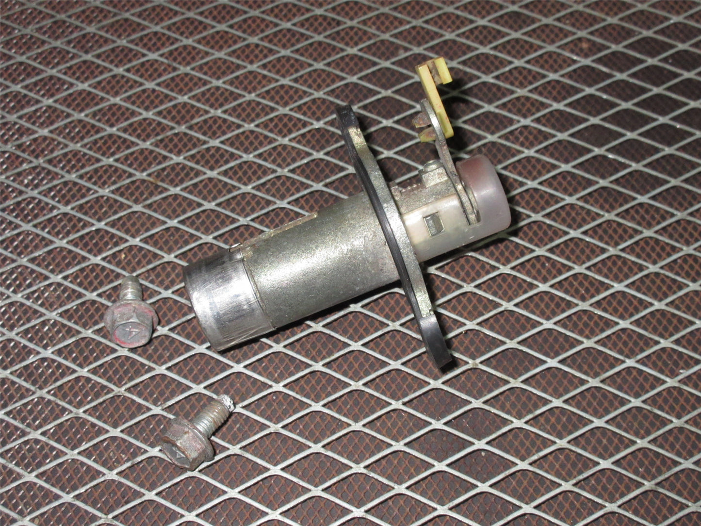 94 95 96 97 98 99 Toyota Celica Coupe Trunk Lock Cylinder Tumbler