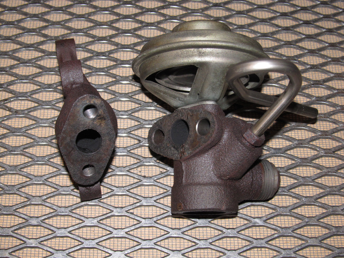 91 92 93 94 Nissan 240SX OEM EGR Valve & Adapter