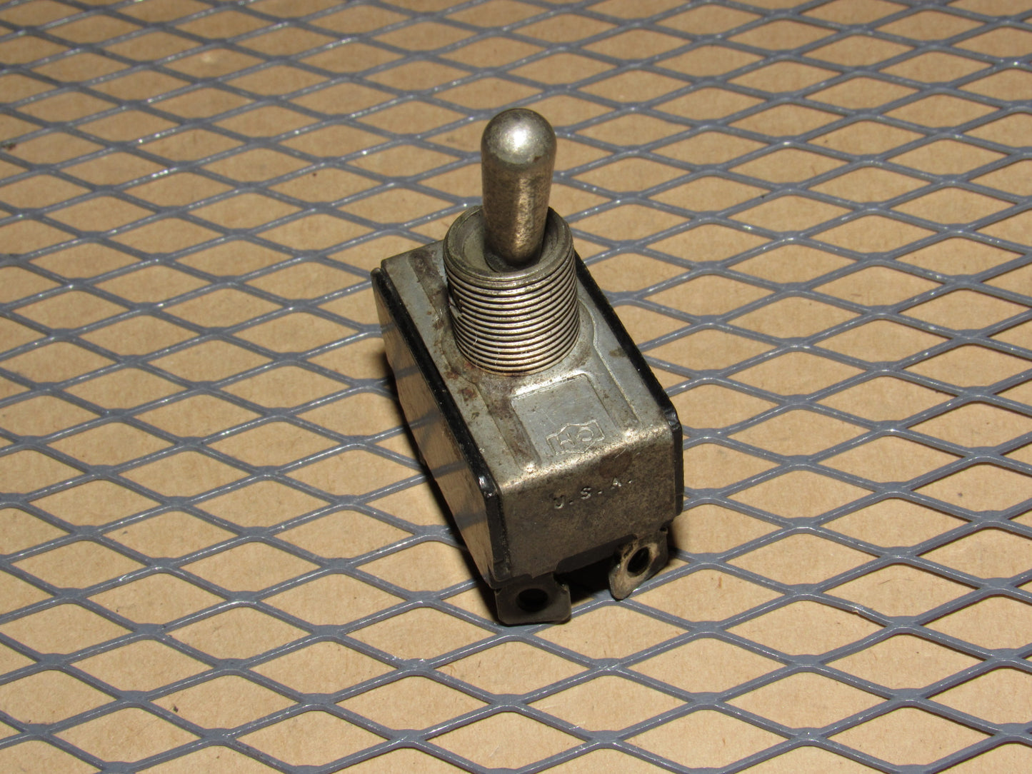 77-95 Mercedes Benz T1 Van OEM Toggle Switch