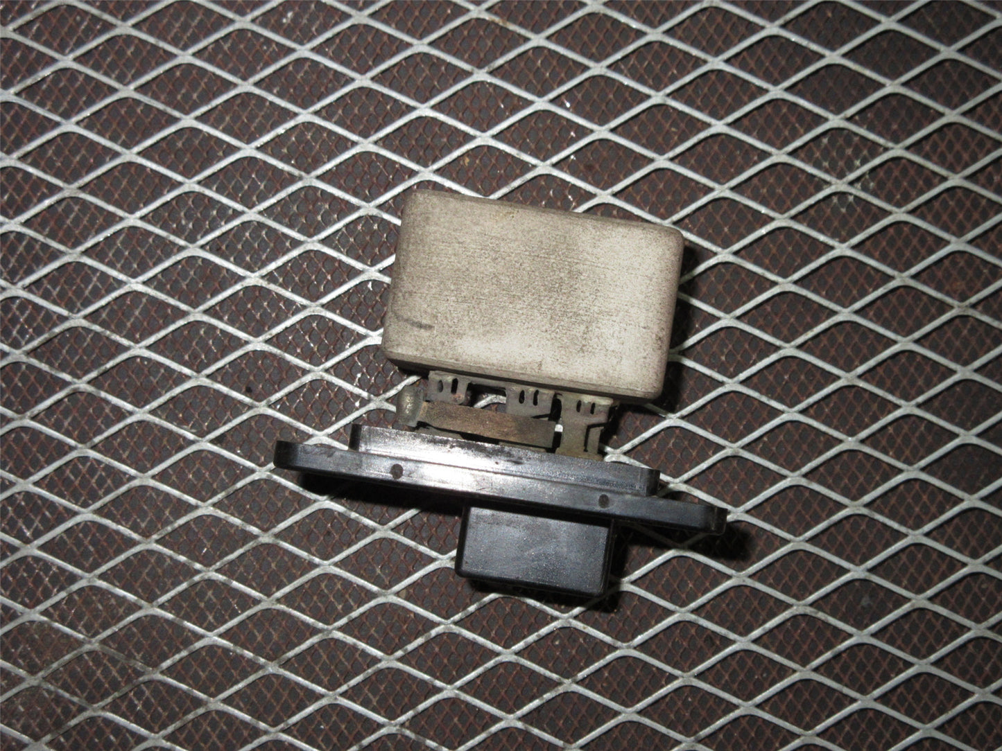 94 95 96 97 98 99 Toyota Celica A/C Evaporator Core Resistor