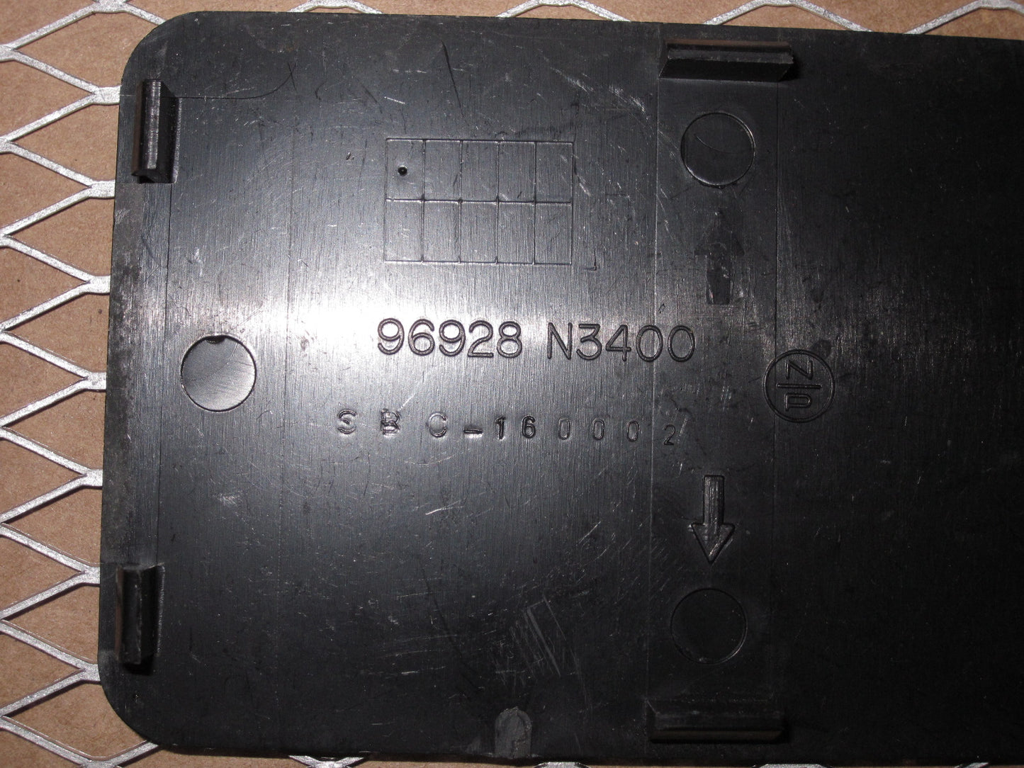 75 76 77 78 Datsun 280z OEM Center Console Rear Filler Access Cap Cover Trim