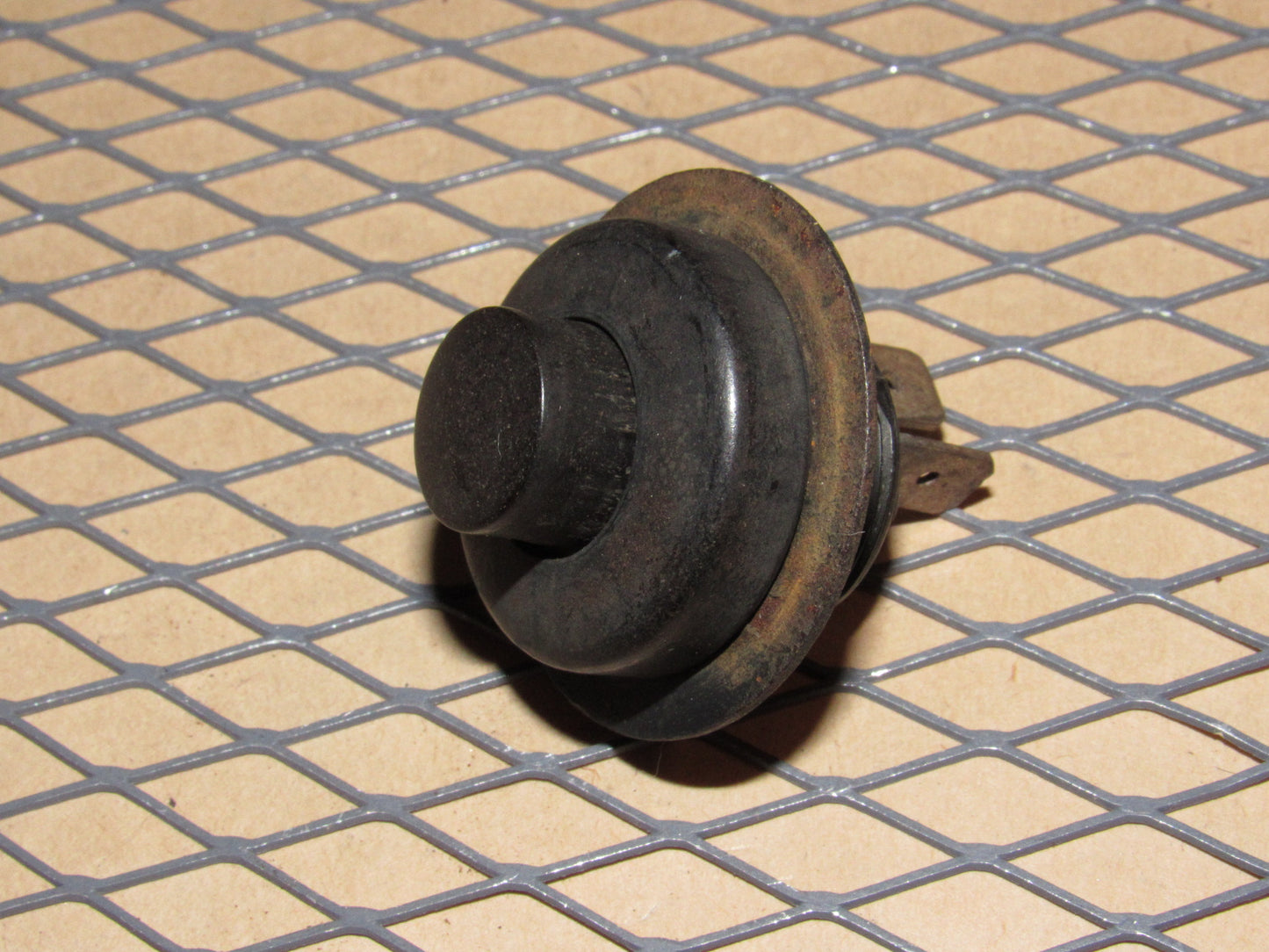 77-95 Mercedes Benz T1 Van OEM Interior Round Switch AK270