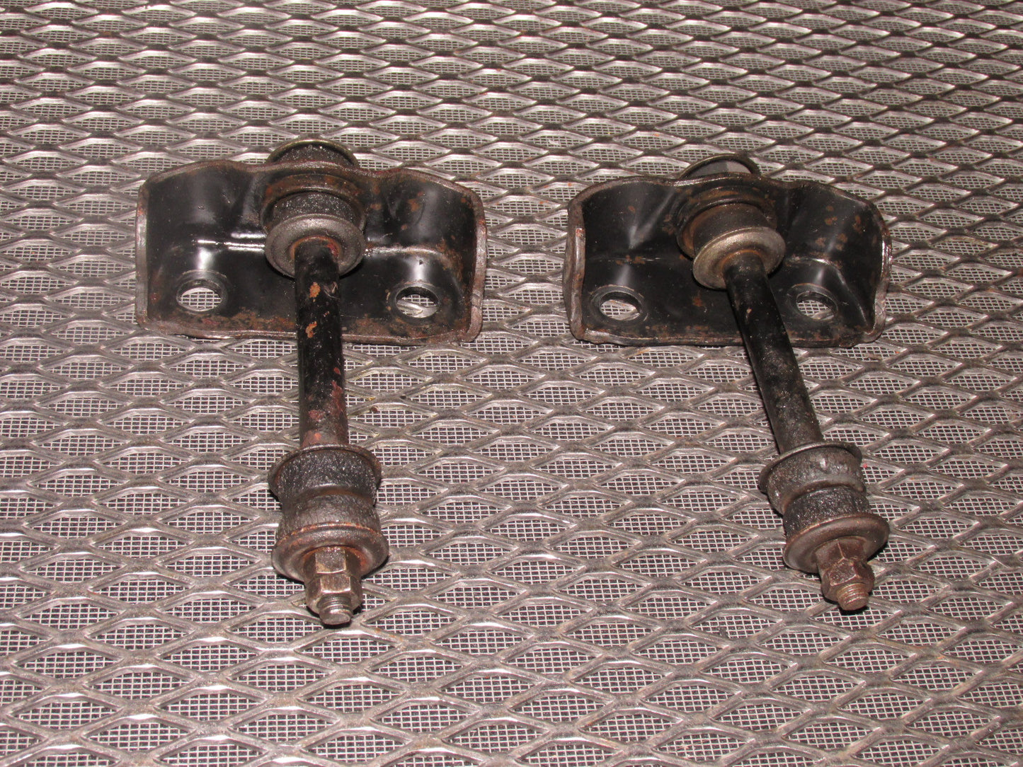 84 85 Mazda RX7 OEM Rear Stabilizer Link Set