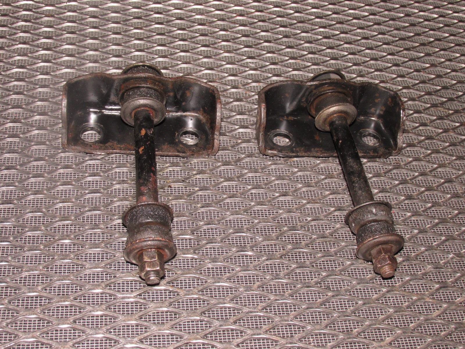 84 85 Mazda RX7 OEM Rear Stabilizer Link Set