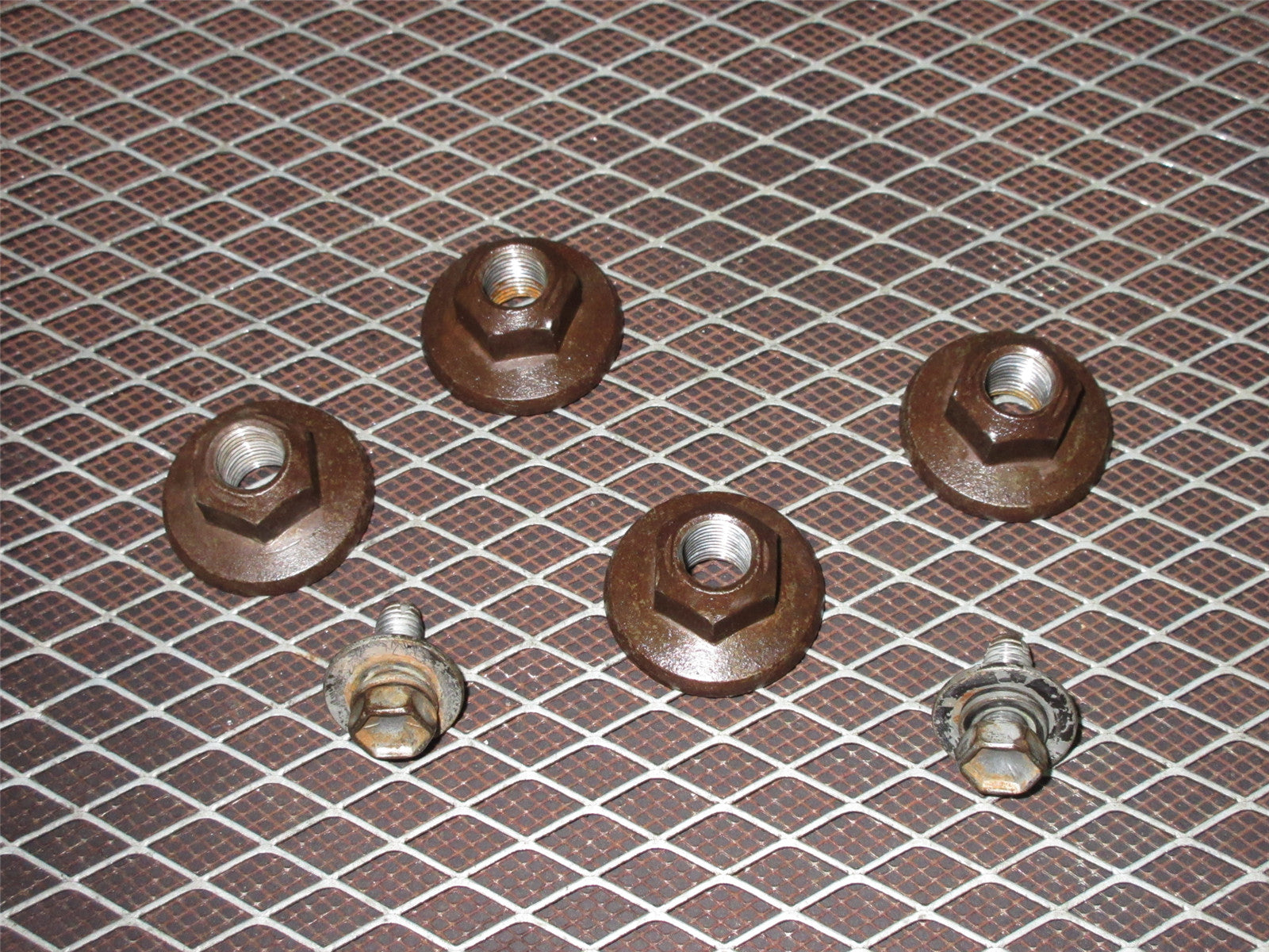 94 95 96 97 98 99 Toyota 1.8L Celica OEM Rear Sub Frame Mounting Bolt & Nut