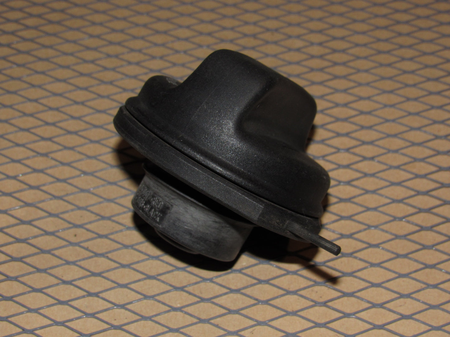 93 94 95 96 97 Volvo 850 OEM Gas Fuel Filler Cap
