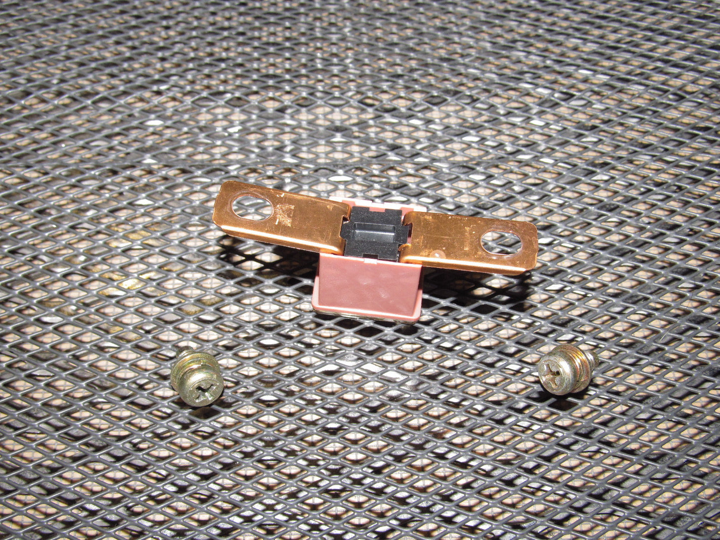Honda & Acura Universal 30A Pal Fuse - Bent - Pink