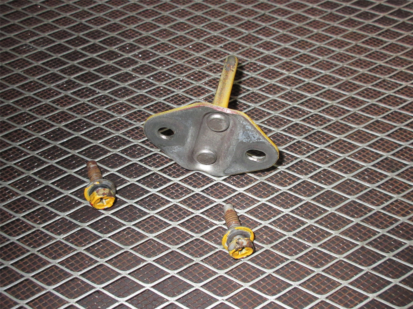 94 95 96 97 98 99 Toyota Celica Hatch Door Trunk Latch Striker