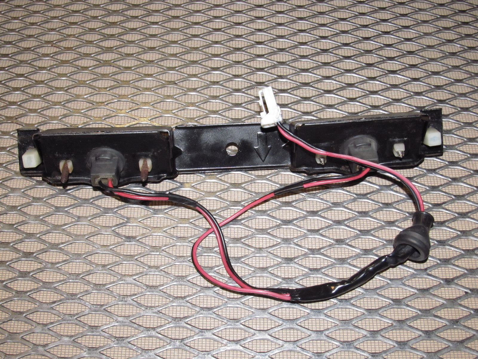 90-96 Nissan 300zx OEM Rear License Plate Light – Autopartone