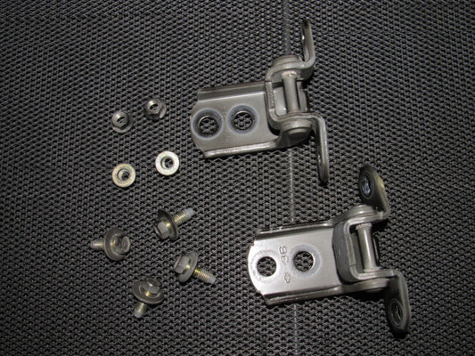 03 04 Infiniti G35 Sedan OEM Front Door Hinges Left Set