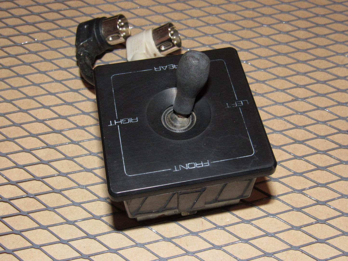 84 85 Mazda RX7 OEM Stereo Radio Audio Balance & Fade Switch