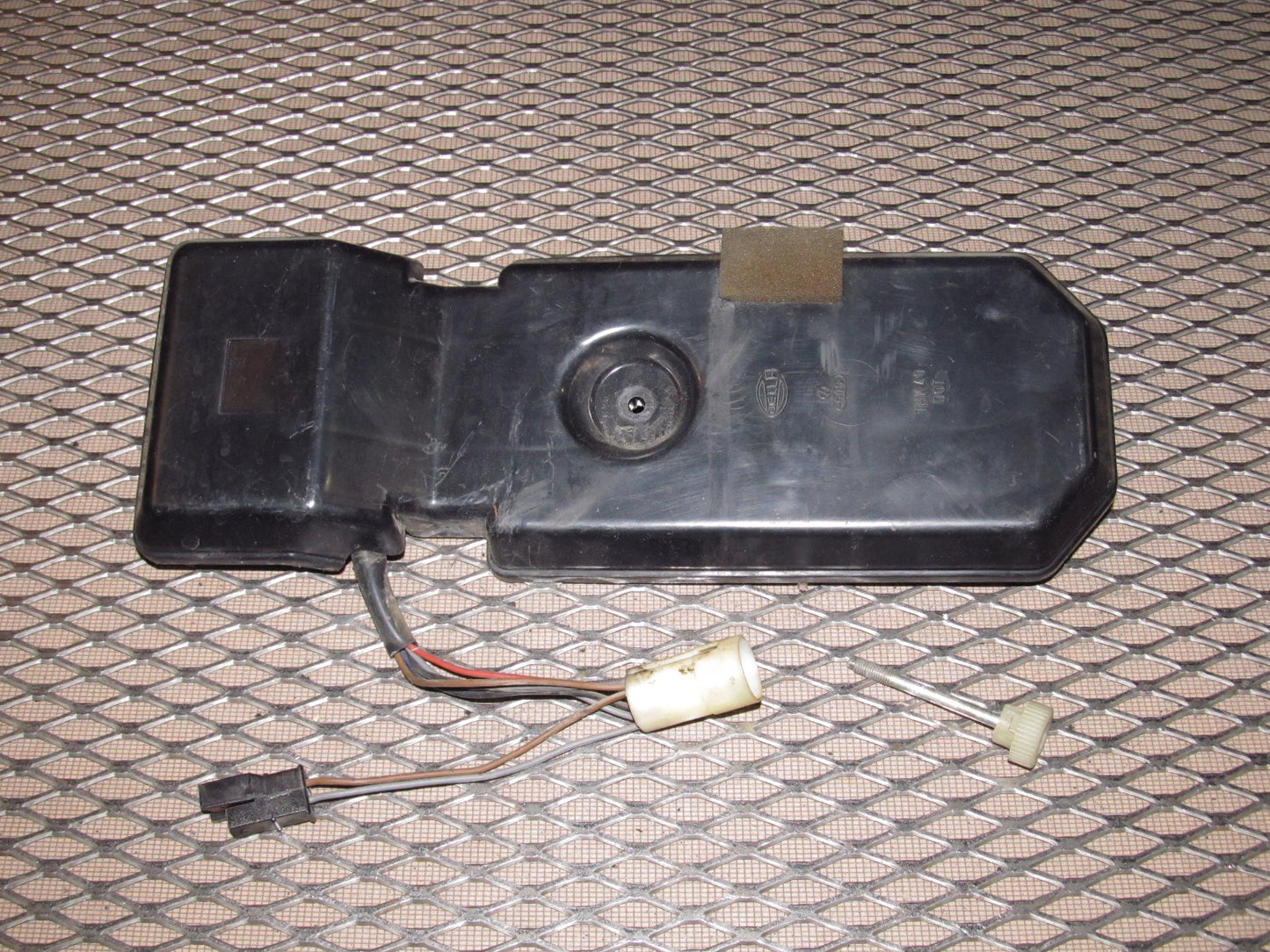 83-85 Porsche 944 OEM Tail Light Bulb Socket Panel - Right