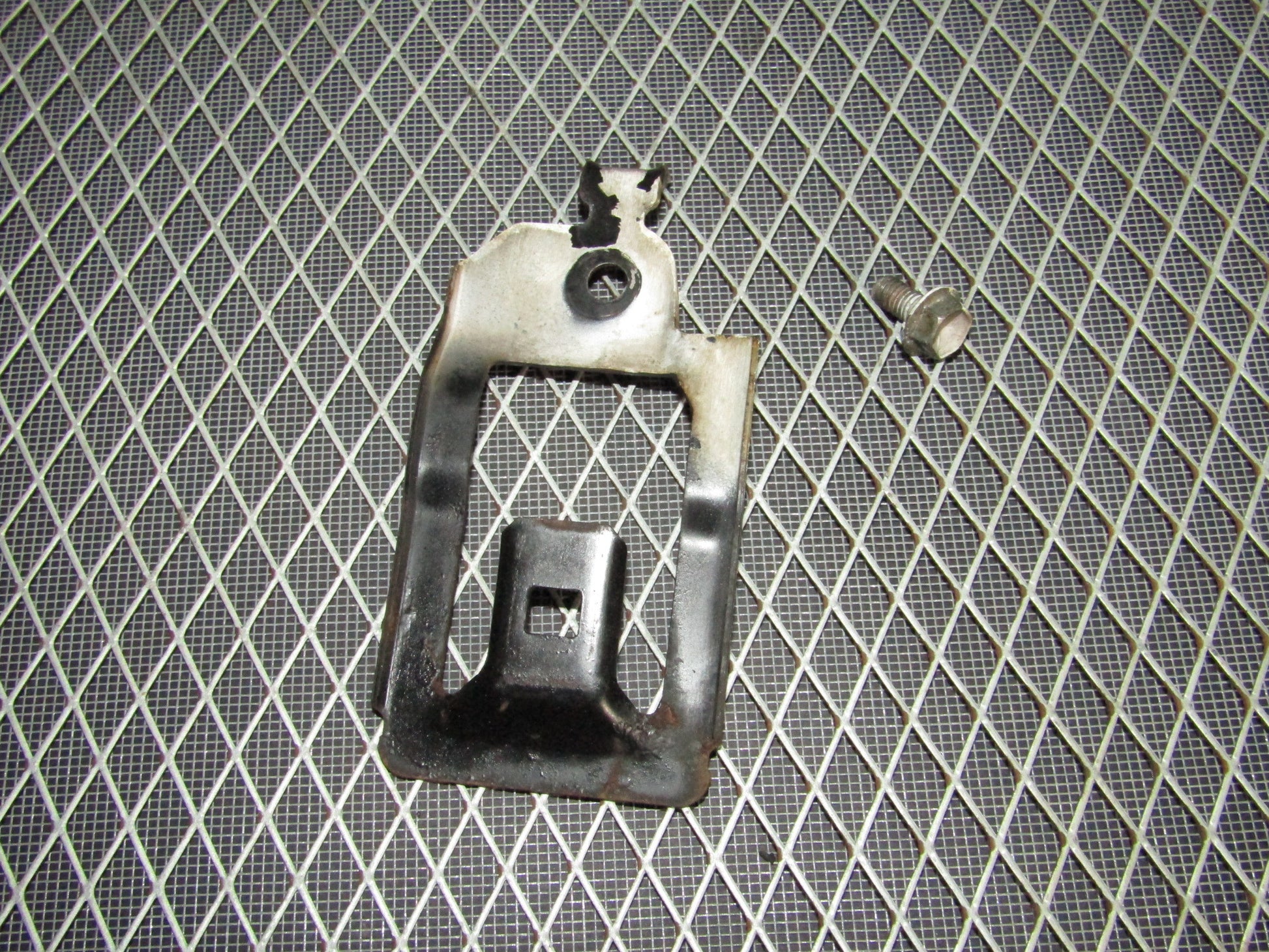 9293 Toyota Camry OEM Engine Relay Fuse Box Mounting Bracket 3VZFE