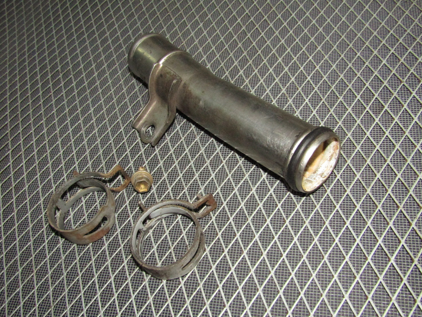 92-93 Toyota Camry OEM Radiator Coolant Coupler Pipe - 3VZ-FE V6 3.0L