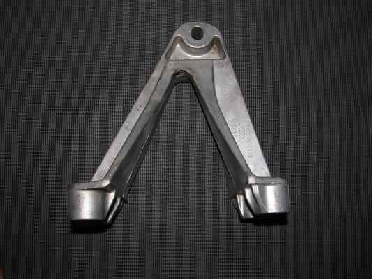 05 06 07 08 09 10 Ford Mustang 4.0 V6 OEM Motor Mount Bracket - Right