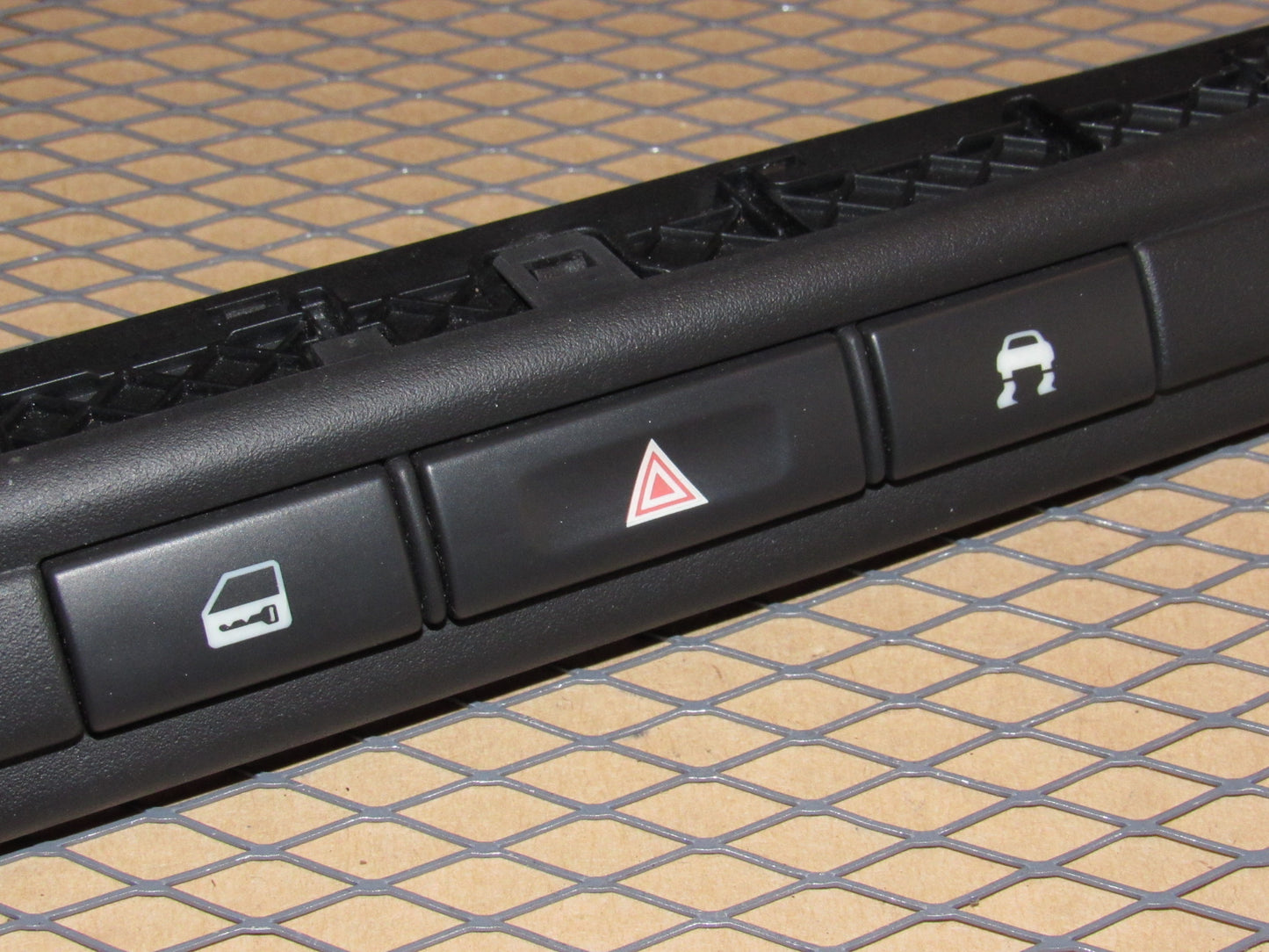 03 04 05 06 07 08 Jaguar S-Type OEM Dash Hazard Traction Door Lock Switch