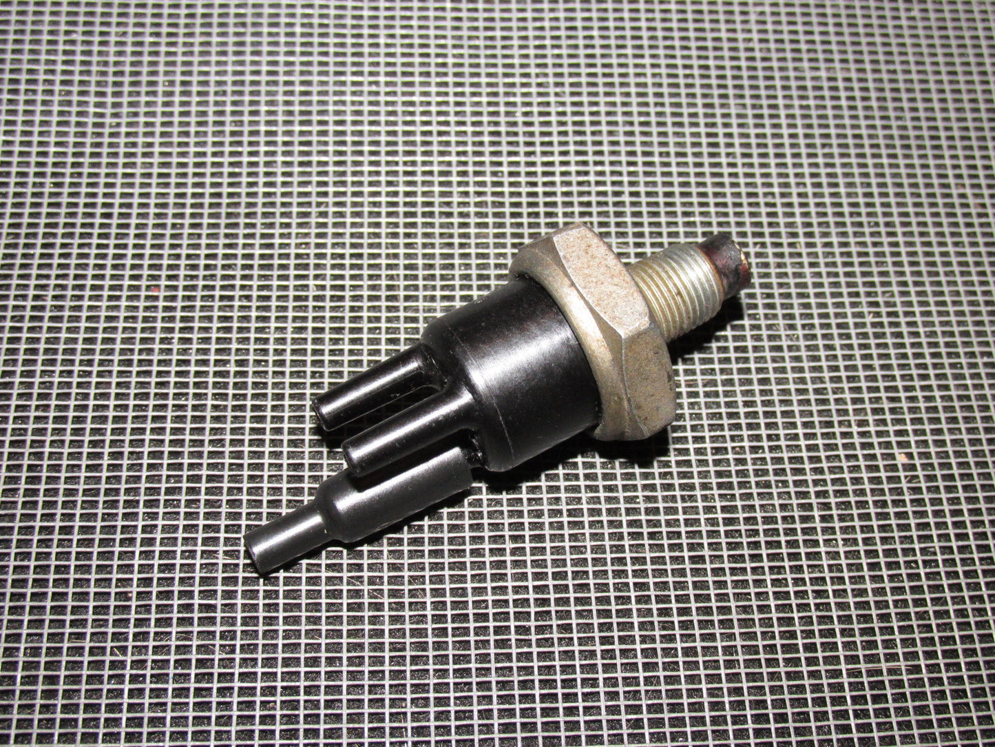 87 88 89 Toyota MR2 OEM 4AGE Intake Manifold Vacuum Valve Switch