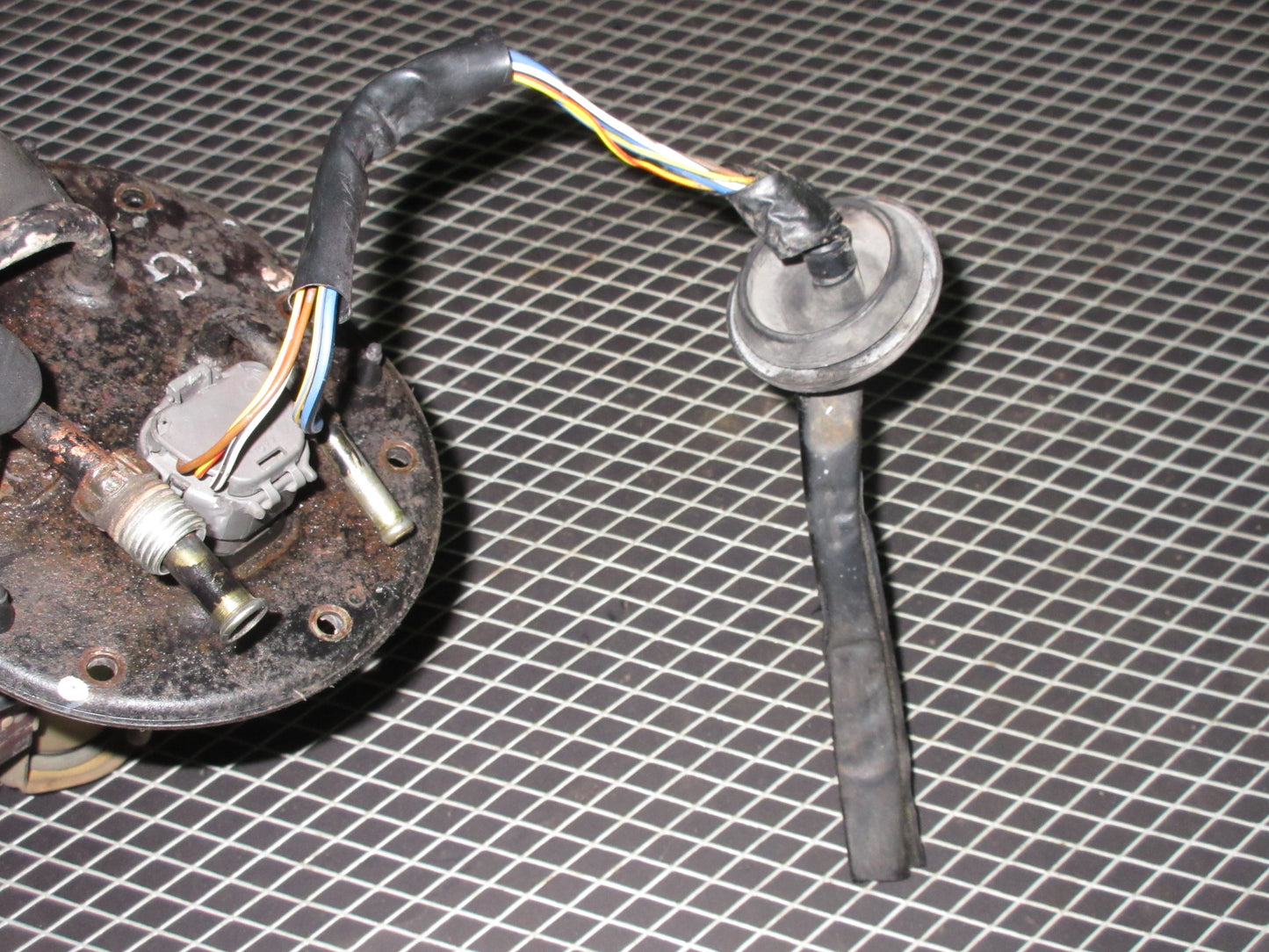 94 95 96 97 98 99 Toyota 1.8L Celica OEM Fuel Pump Sending Unit Pigtail Harness