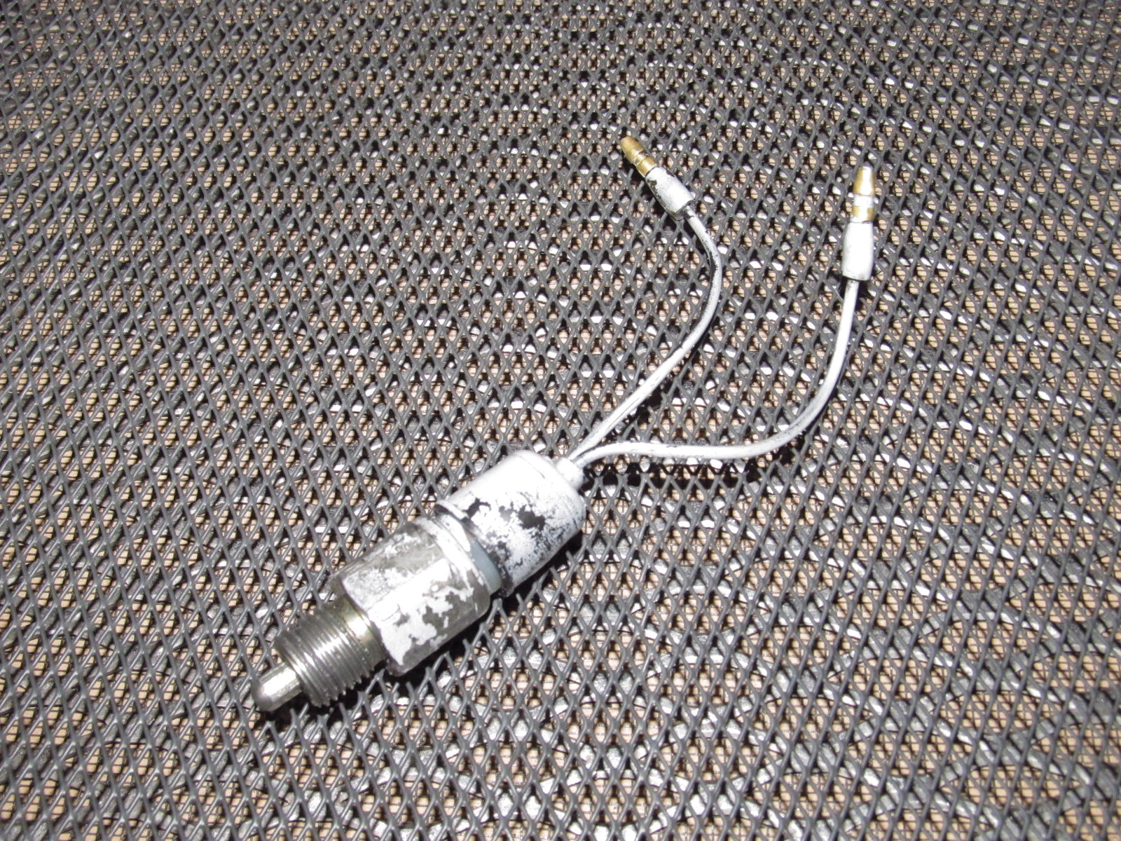 79 80 Datsun 280zx OEM M/T Back Up Reverse Light Switch