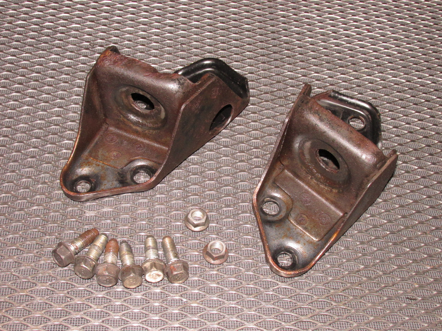 84 85 Mazda RX7 OEM Front Strut Rod Bracket - Sub Frame