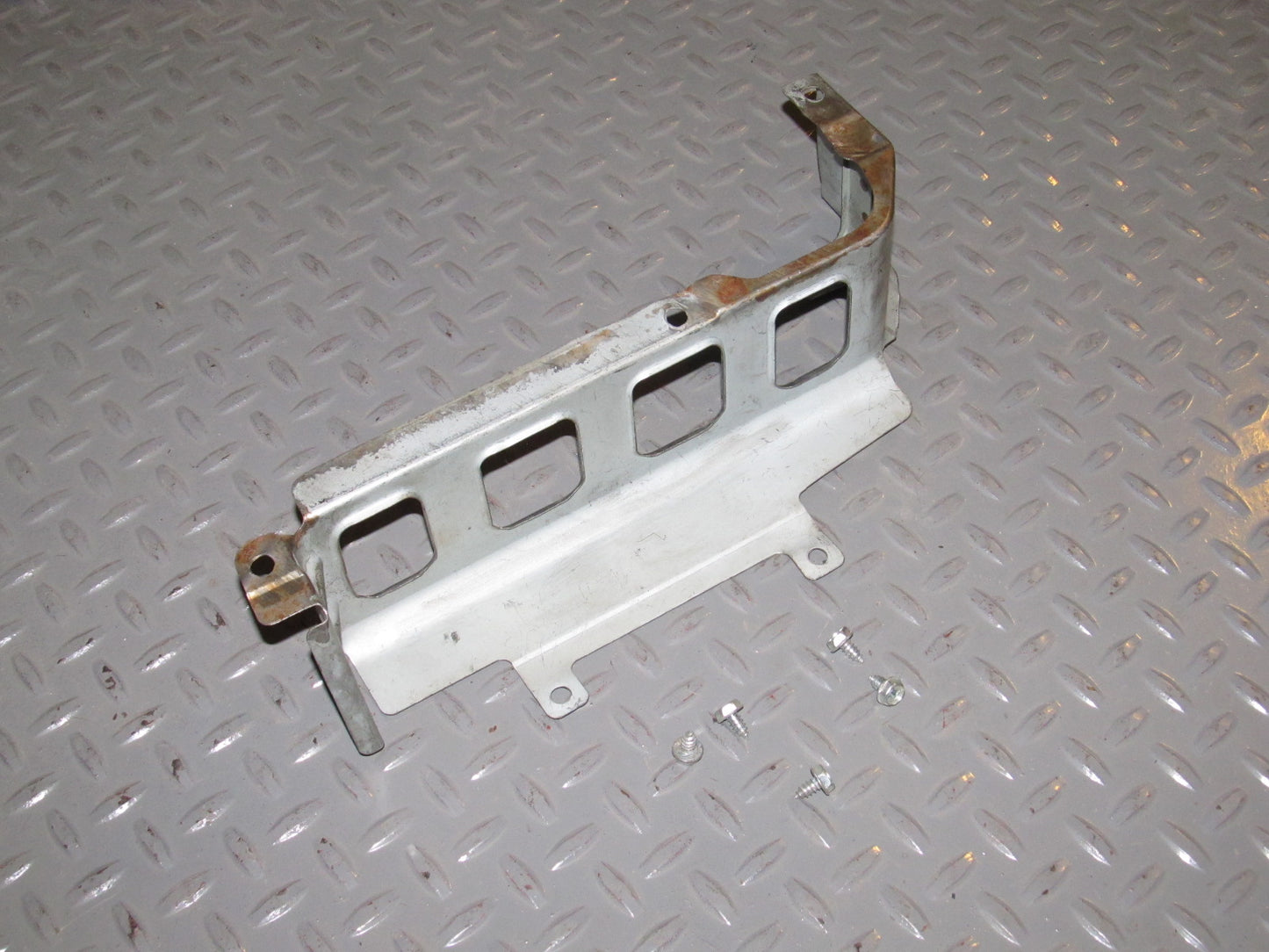 90 91 92 93 94 95 96 Nissan 300zx OEM ABS Computer Mounting Bracket