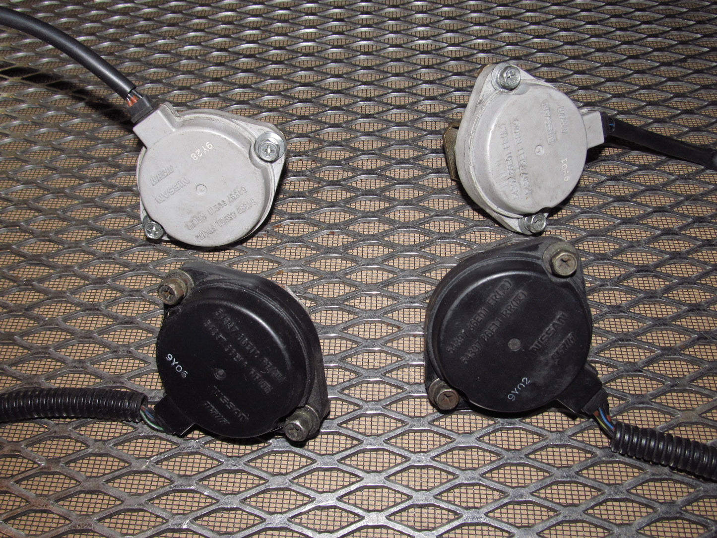90-96 Nissan 300zx OEM Shock Actuator Motor - Set - Twin Turbo