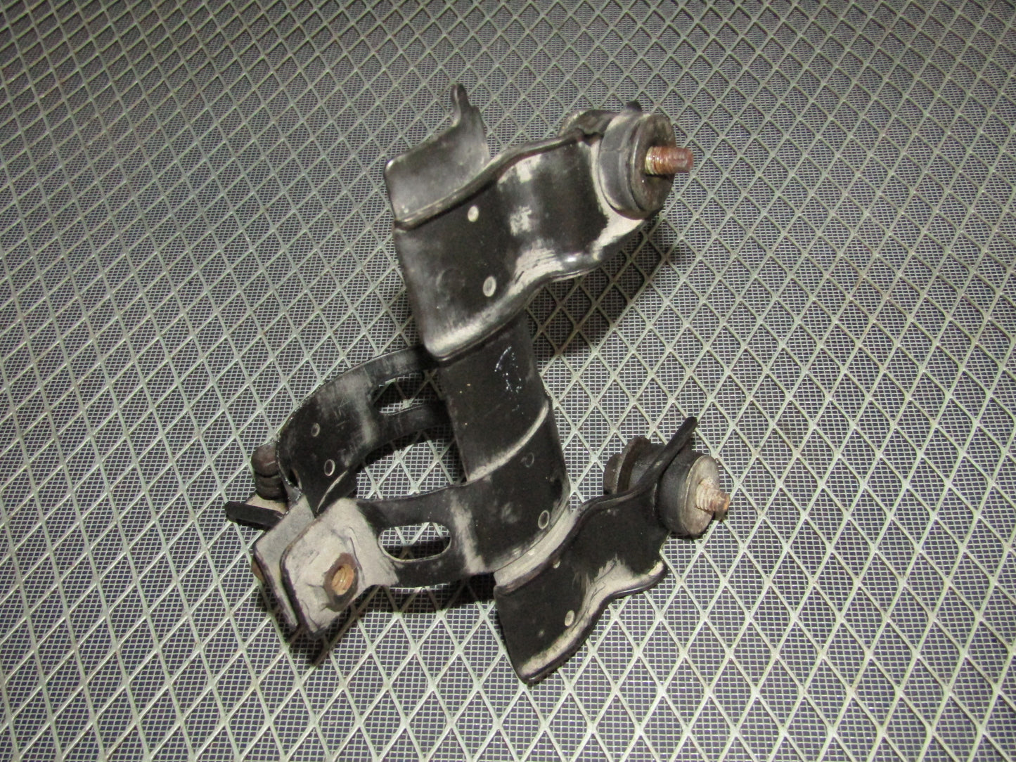 92-93 Toyota Camry OEM A/C Receiver Drier Mounting Bracket  - 3VZ-FE V6 3.0L