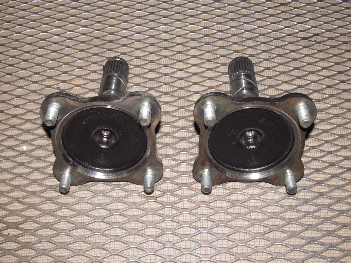 94 95 96 97 Mazda Miata OEM Differential Stud Flange - A/T