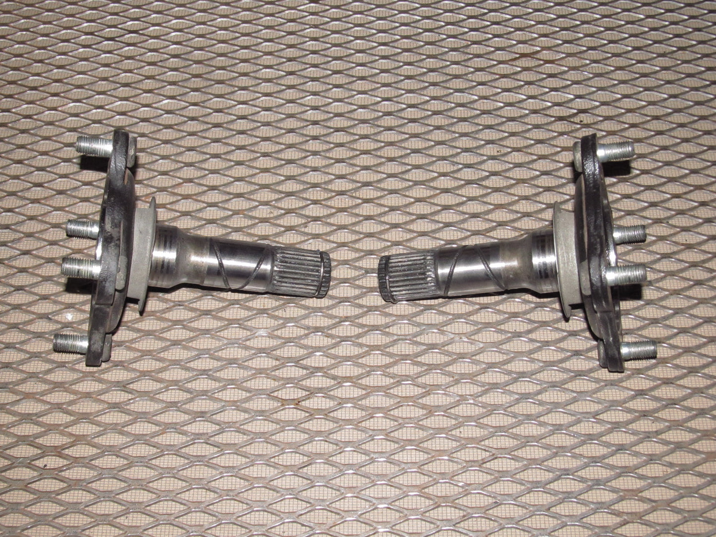 94 95 96 97 Mazda Miata OEM Differential Stud Flange - A/T