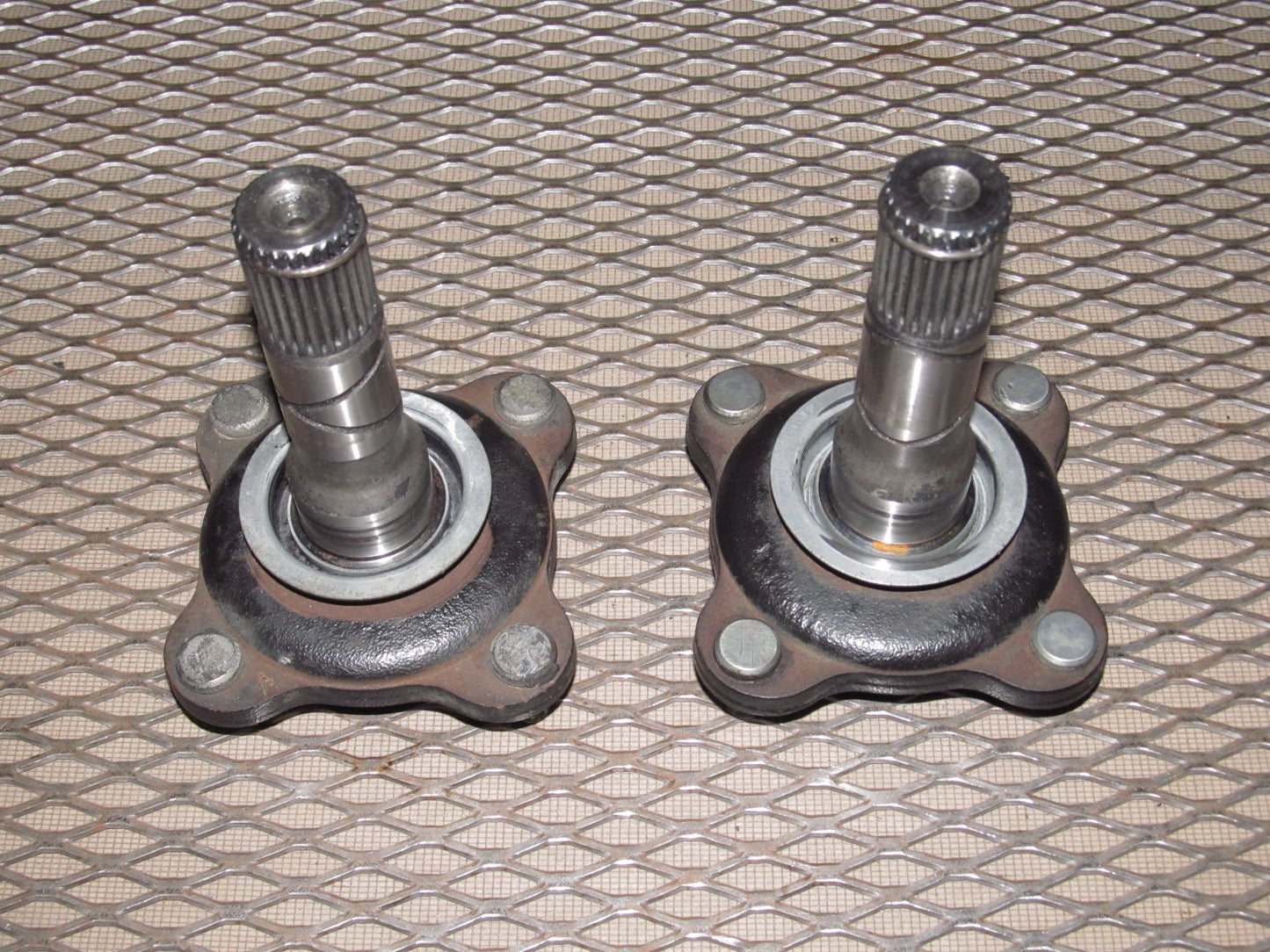 94 95 96 97 Mazda Miata OEM Differential Stud Flange - A/T