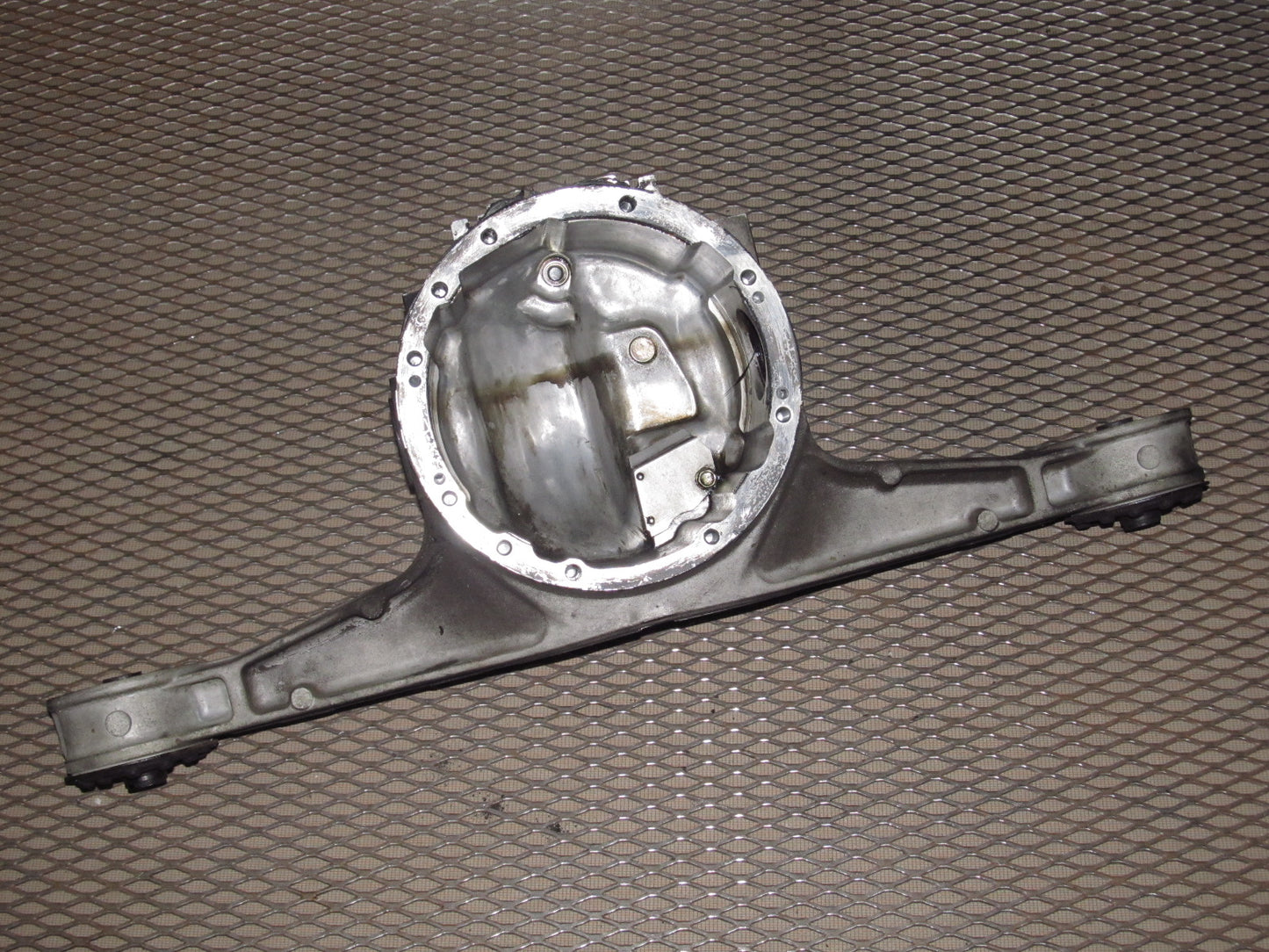 94 95 96 97 Mazda Miata OEM Differential Mounting Housing - A/T