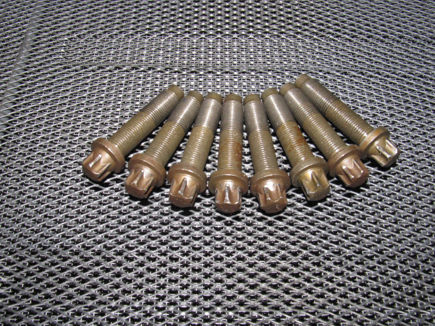 05 06 07 08 09 10 Ford Mustang 4.0 V6 A/T Transmission Flexplate Bolt