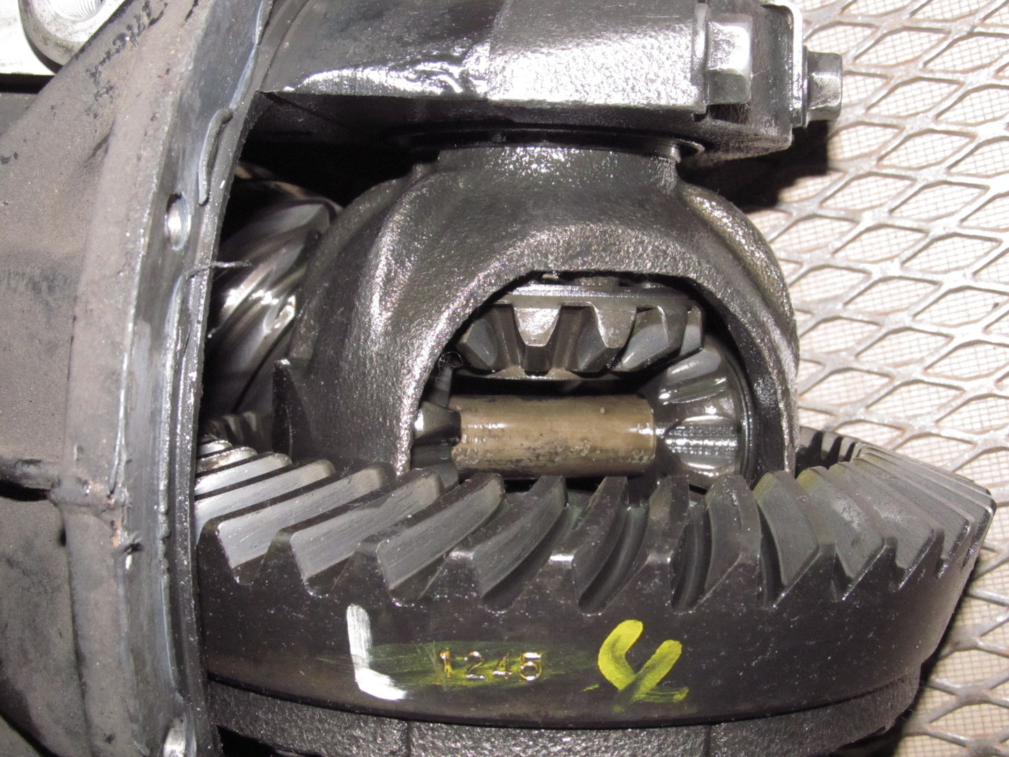 94 95 96 97 Mazda Miata OEM Open Differential - A/T