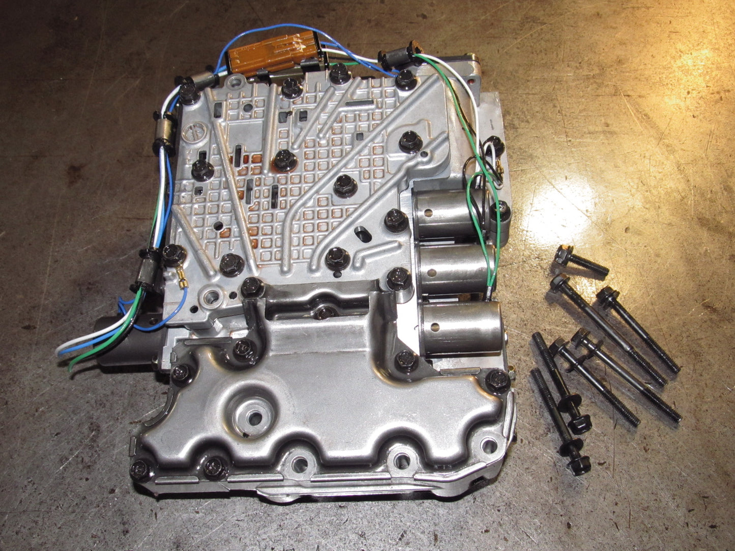 94 95 96 97 Mazda Miata OEM Automatic Transmission Valve Body - A/T