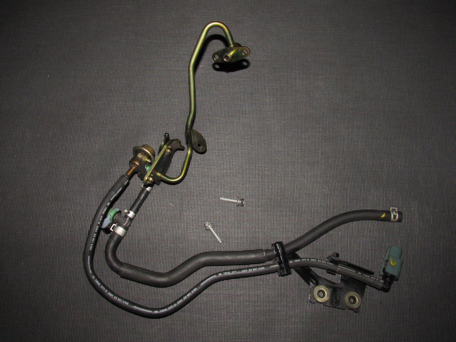 03.-04 Infiniti G35 Sedan OEM Fuel Line & Fuel Regulator
