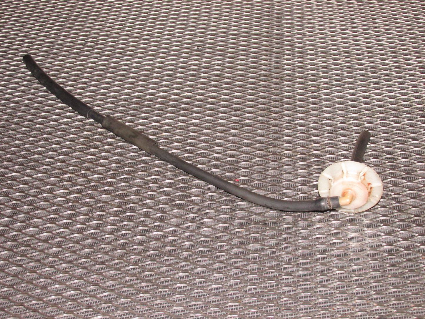 88 89 Honda CRX OEM Coolant Over Flow Tank Cap