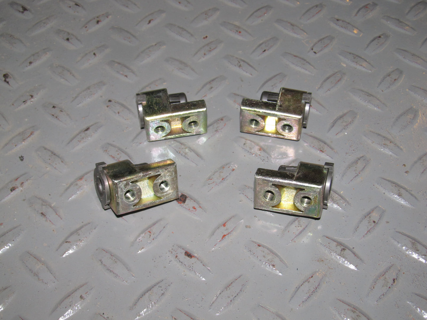 90 91 92 93 94 95 96 Nissan 300zx OEM Roof T-Top Latch Lock Hardware