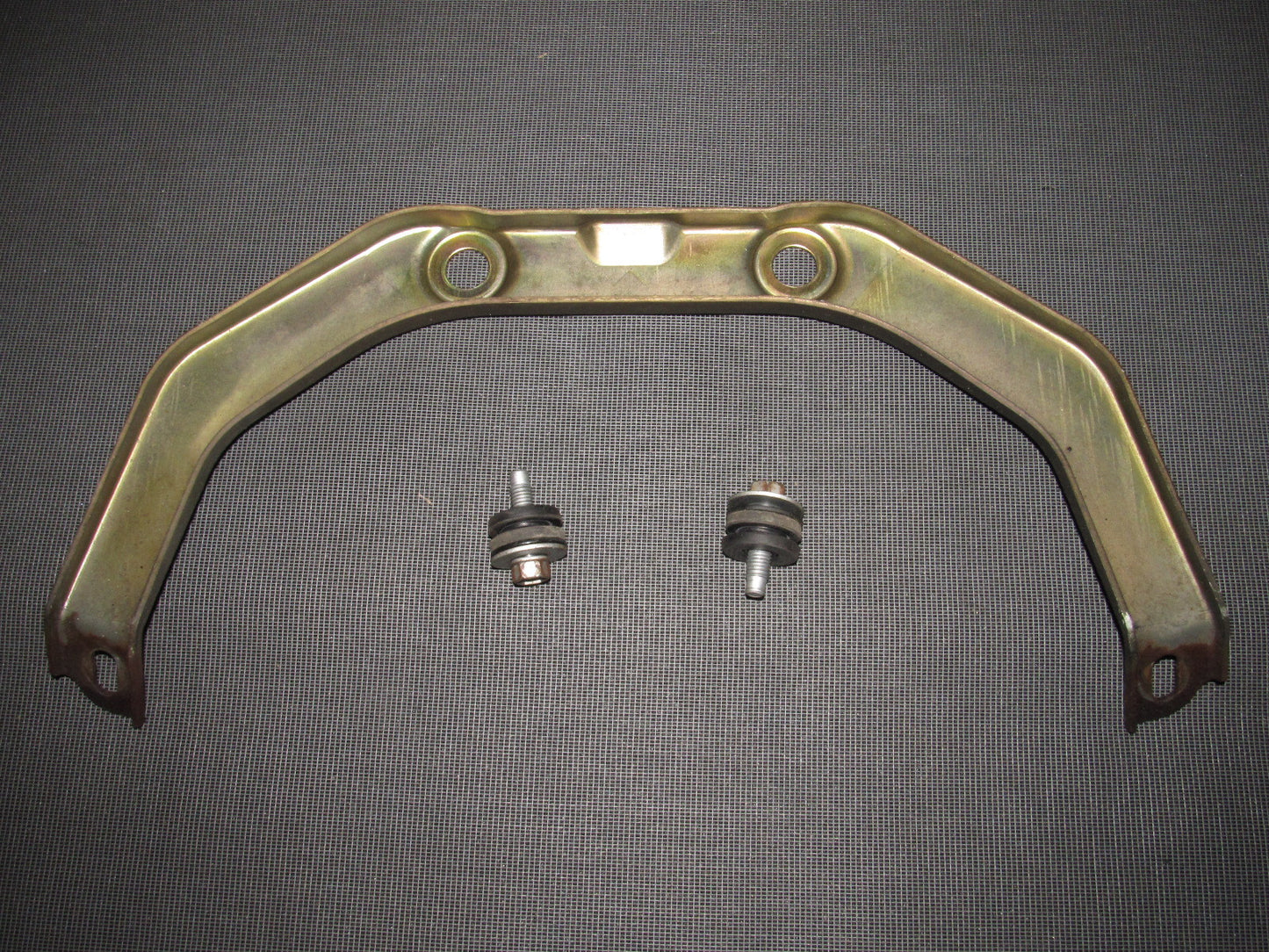 03-04 Infiniti G35 Sedan OEM Exhaust Manifold Bracket