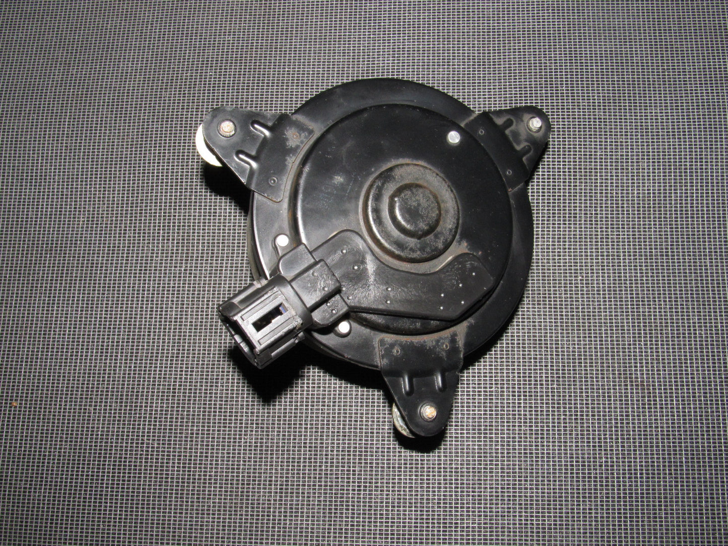 03-04 Infiniti G35 Sedan OEM A/C Condenser Fan Motor