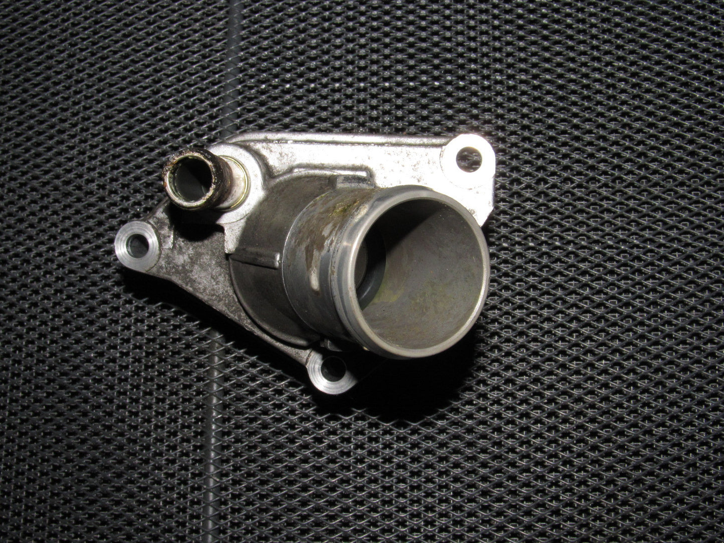 03-04 Infiniti G35 Sedan OEM Engine Coolant Water Neck