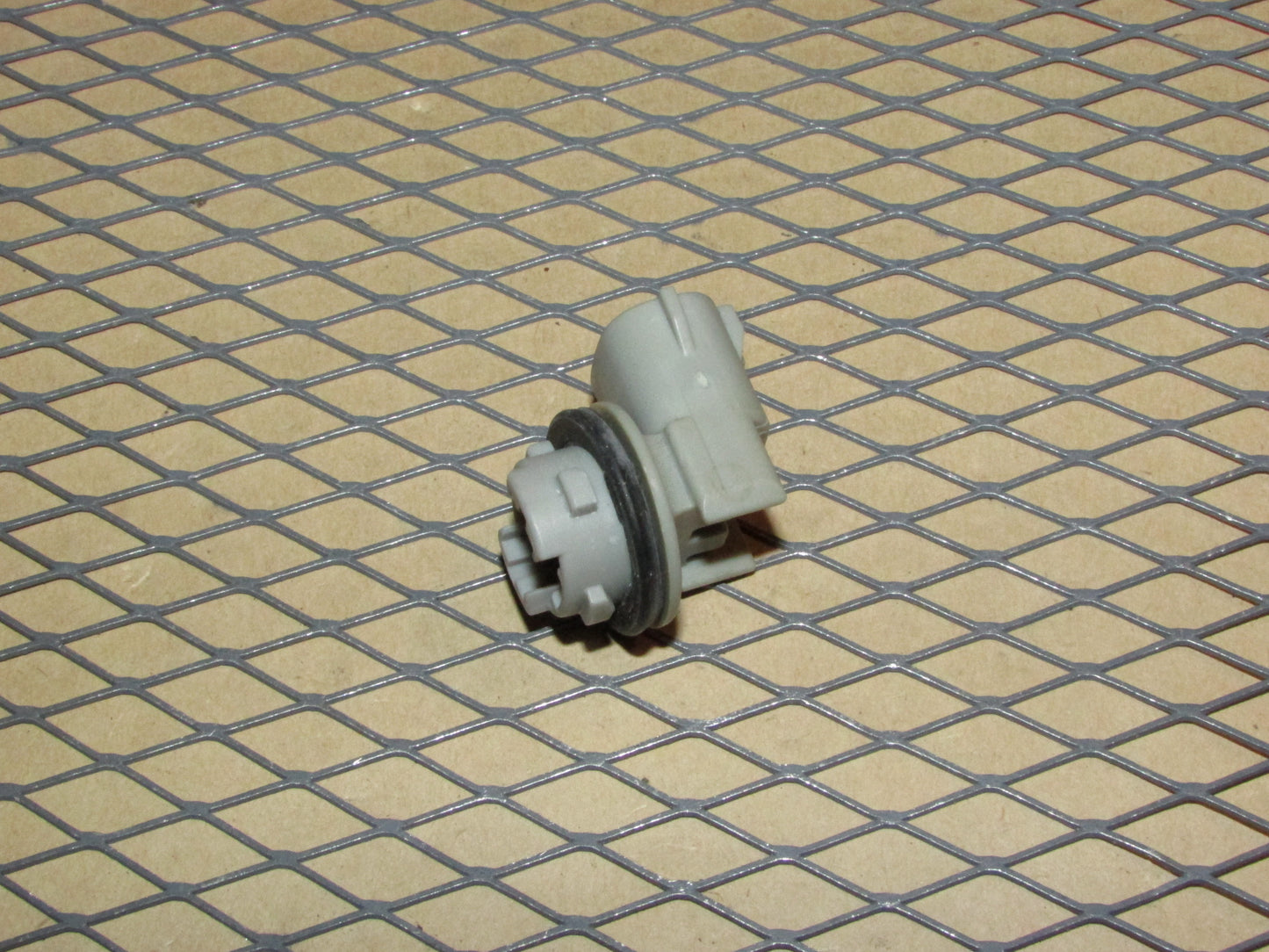 93 94 95 96 97 98 Toyota Supra OEM Rear Side Marker Light Lamp Bulb Socket