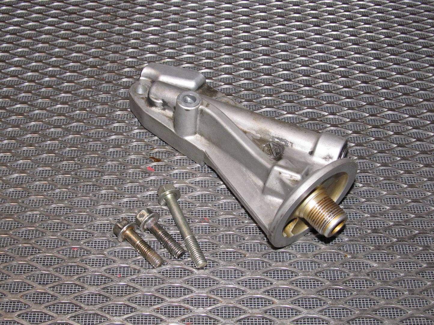 94 95 96 97 Mitsubishi 3000GT Engine Oil Filter Adapter Block