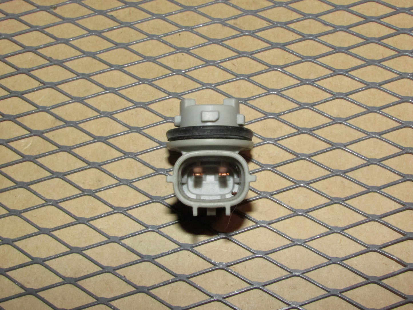 93 94 95 96 97 98 Toyota Supra OEM Rear Side Marker Light Lamp Bulb Socket