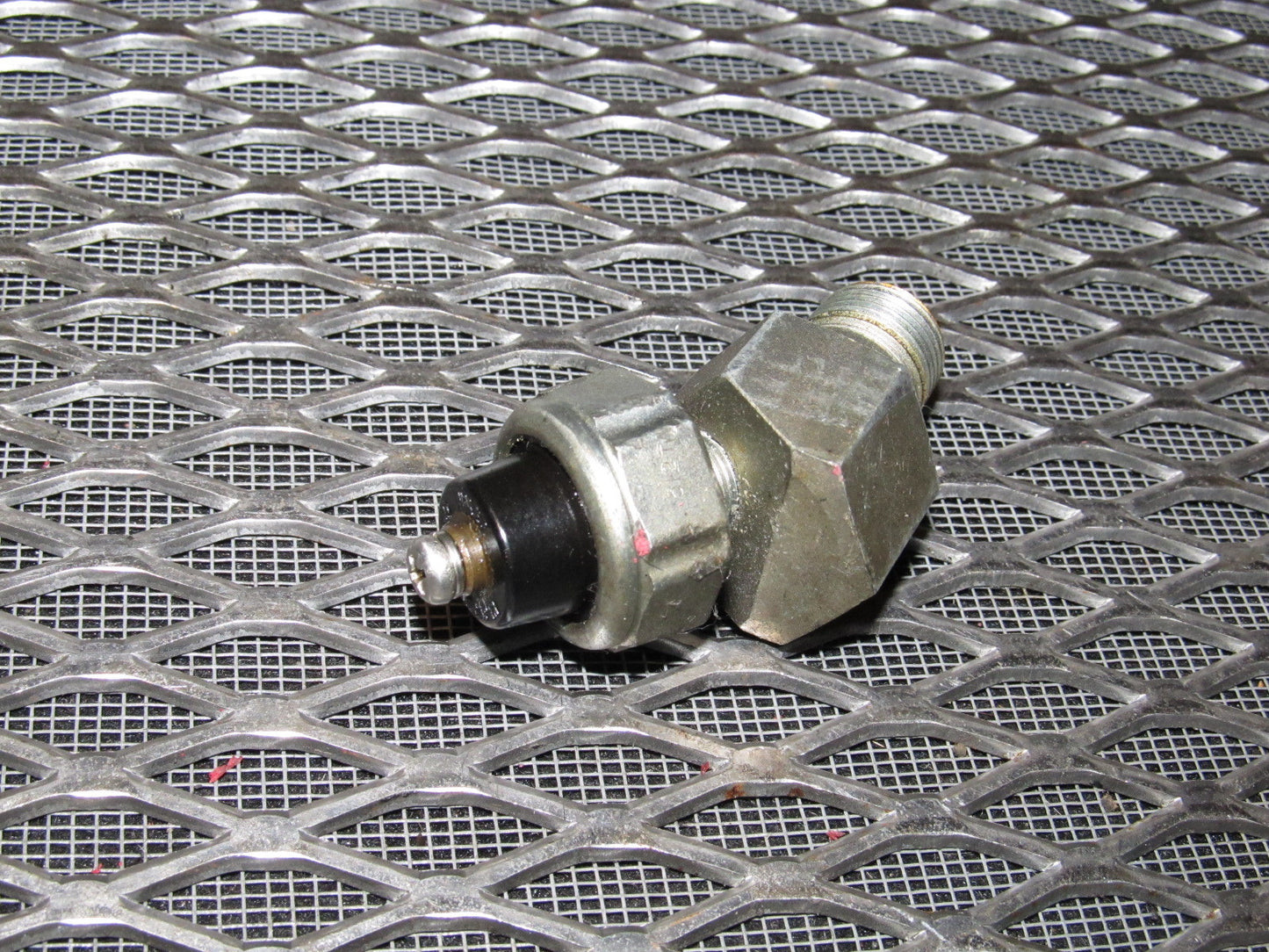 94 95 96 97 Mitsubishi 3000GT Engine Oil Pressure Switch - Light
