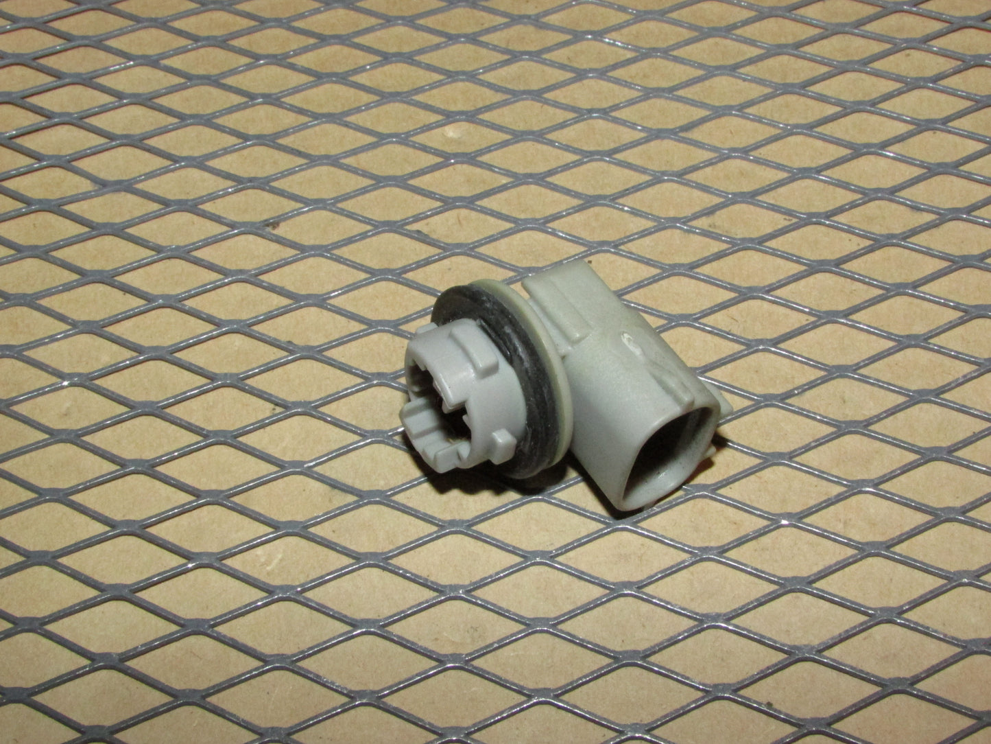 93 94 95 96 97 98 Toyota Supra OEM Rear Side Marker Light Lamp Bulb Socket
