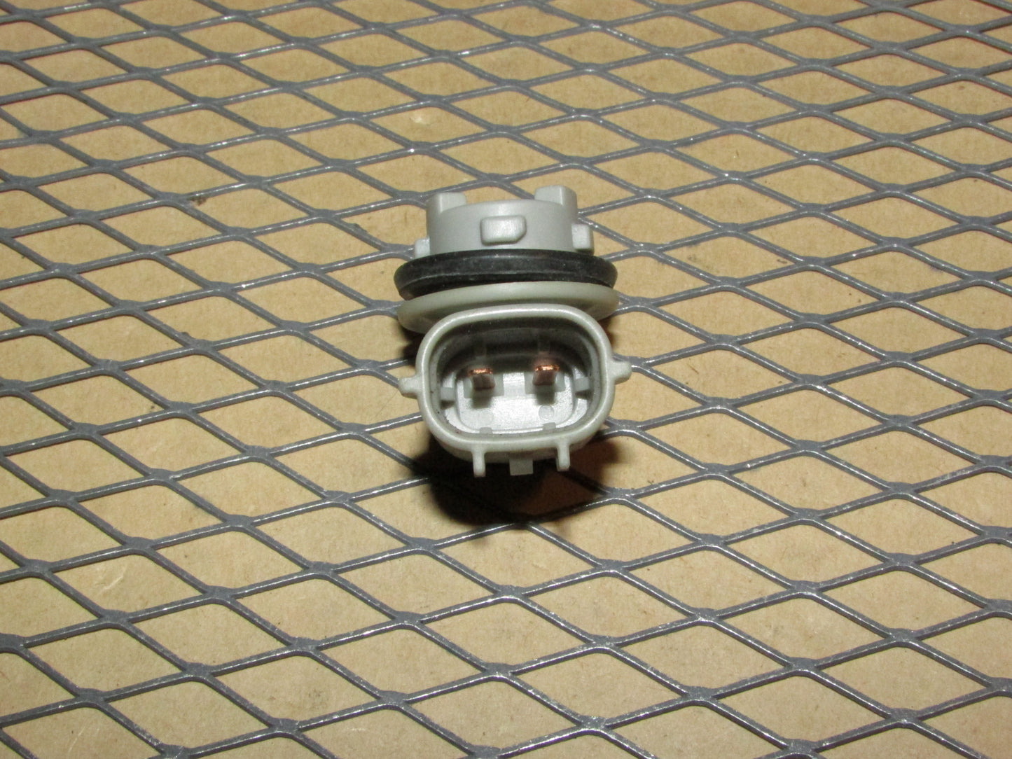 93 94 95 96 97 98 Toyota Supra OEM Rear Side Marker Light Lamp Bulb Socket