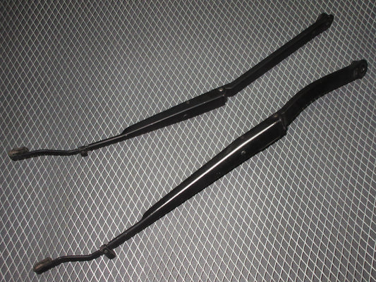 92 93 Lexus ES300 OEM Front Wiper Arm - Set