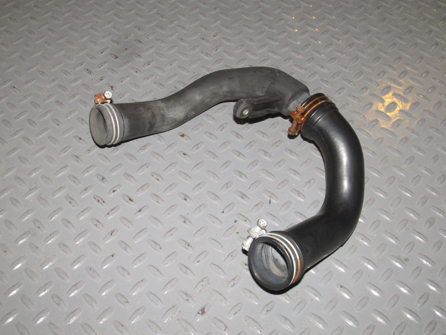 90 91 92 93 94 95 96 Nissan 300zx Non Turbo OEM Intake Air Elbow Duct Tube - Right